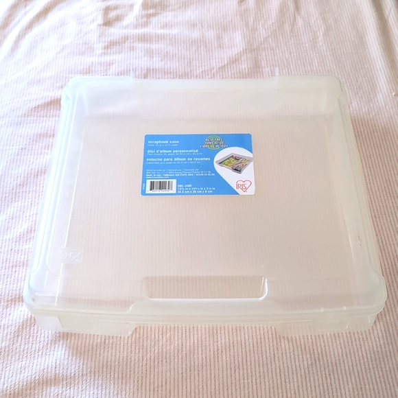 Scrapbook case 14 3/8 x 14 9/16 x 3 1/8 - Picture 1 of 5